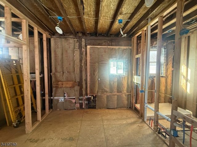 539 18Th Ave, Newark City, NJ 07103