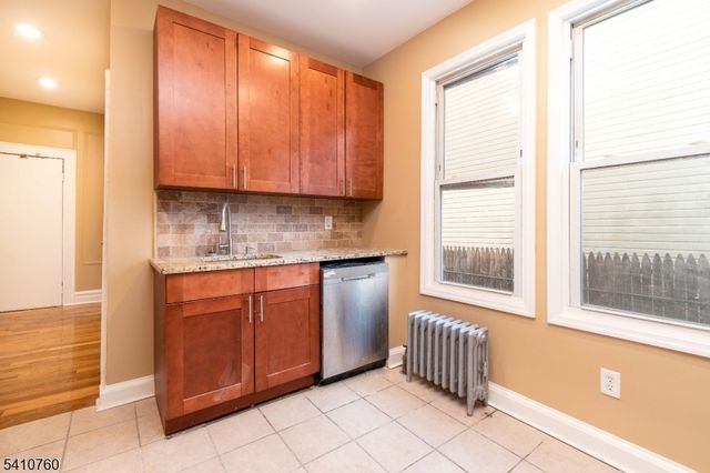 539 18Th Ave, Newark City, NJ 07103