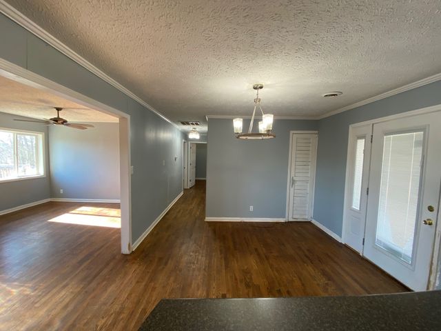 85 Fentress Dr, Erin, TN 37061