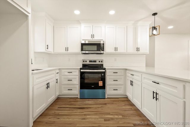 6763 E Independence Place, Tulsa, OK 74115