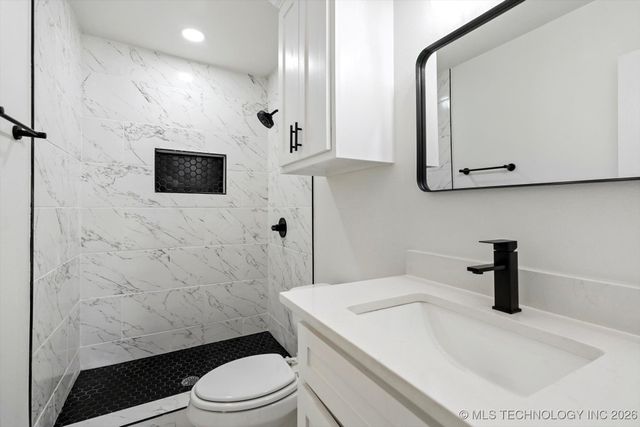 6763 E Independence Place, Tulsa, OK 74115