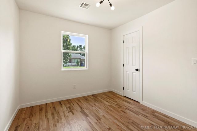 6763 E Independence Place, Tulsa, OK 74115