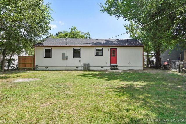 6763 E Independence Place, Tulsa, OK 74115