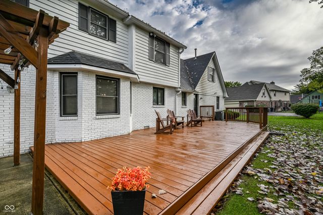 10241 Forest Creek Drive, Indianapolis, IN 46239