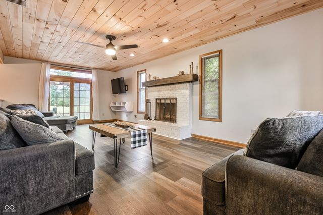 10241 Forest Creek Drive, Indianapolis, IN 46239