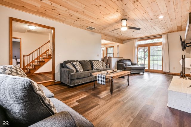10241 Forest Creek Drive, Indianapolis, IN 46239