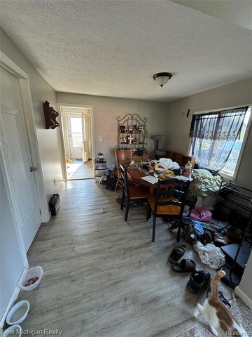 305 E Rolfe, Perry, MI 48872