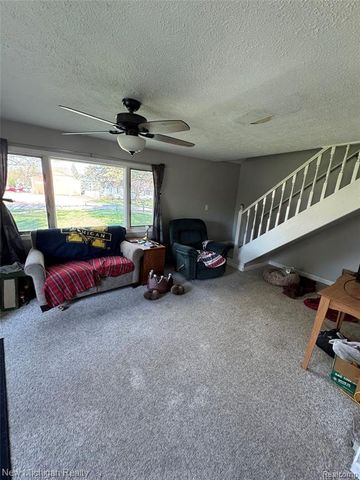 305 E Rolfe, Perry, MI 48872