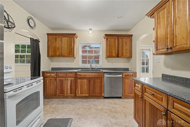 3228 Shroyer Road, Kettering, OH 45429