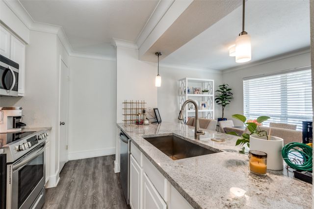 5927 E University Boulevard 217, Dallas, TX 75206