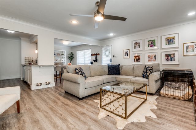 5927 E University Boulevard 217, Dallas, TX 75206