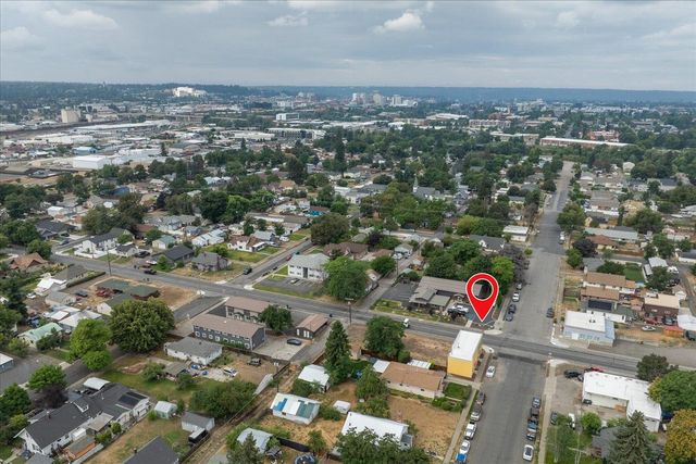 2002 E Boone Ave, Spokane, WA 99202