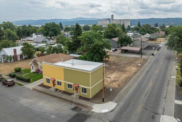 2002 E Boone Ave, Spokane, WA 99202