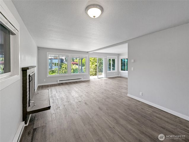 5954 Fauntleroy Way SW, Seattle, WA 98136