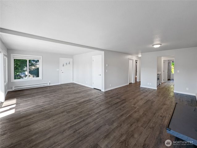 5954 Fauntleroy Way SW, Seattle, WA 98136