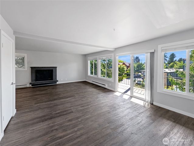 5954 Fauntleroy Way SW, Seattle, WA 98136