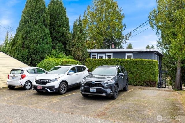 5954 Fauntleroy Way SW, Seattle, WA 98136