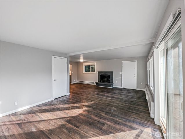 5954 Fauntleroy Way SW, Seattle, WA 98136