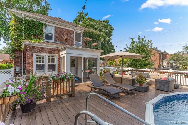 22260 Olmstead Street, Dearborn, MI 48124