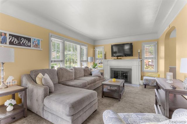 22260 Olmstead Street, Dearborn, MI 48124