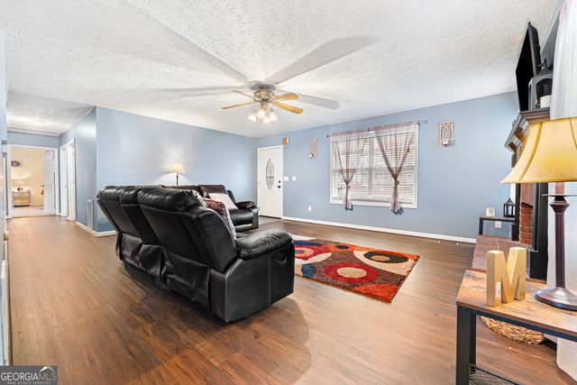 274 Stillwood Drive, Hartwell, GA 30643