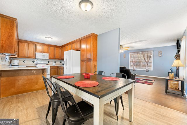 274 Stillwood Drive, Hartwell, GA 30643