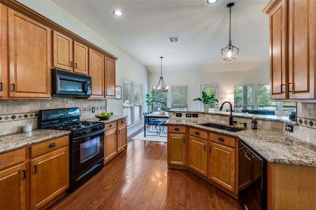 1101 Wisteria Lane, Savannah, TX 76227