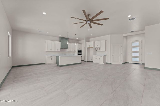 28583 N 257TH Drive, Wittmann, AZ 85361
