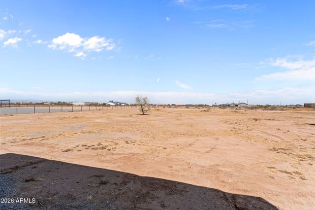 28583 N 257TH Drive, Wittmann, AZ 85361