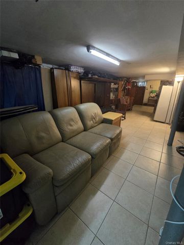 92-10 91st Avenue, Woodhaven, NY 11421