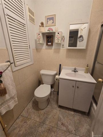 92-10 91st Avenue, Woodhaven, NY 11421