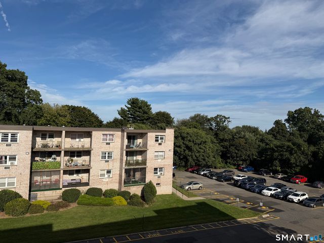 308 MEADOWSIDE Road 312, Milford, CT 06460