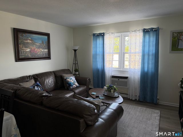 308 MEADOWSIDE Road 312, Milford, CT 06460