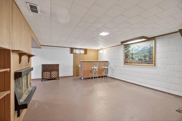 340 15TH STREET SOUTH, Wisconsin Rapids, WI 54494