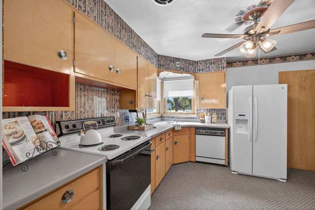 340 15TH STREET SOUTH, Wisconsin Rapids, WI 54494