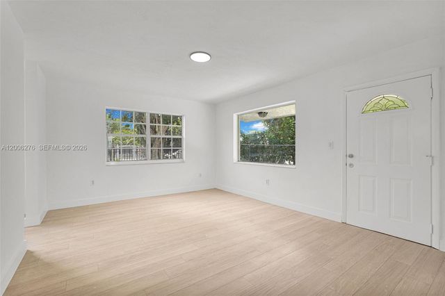 153 NW 42nd St 1, Miami, FL 33127