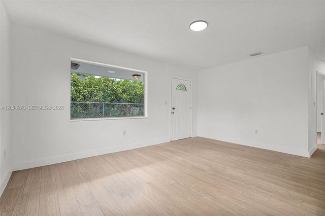 153 NW 42nd St 1, Miami, FL 33127