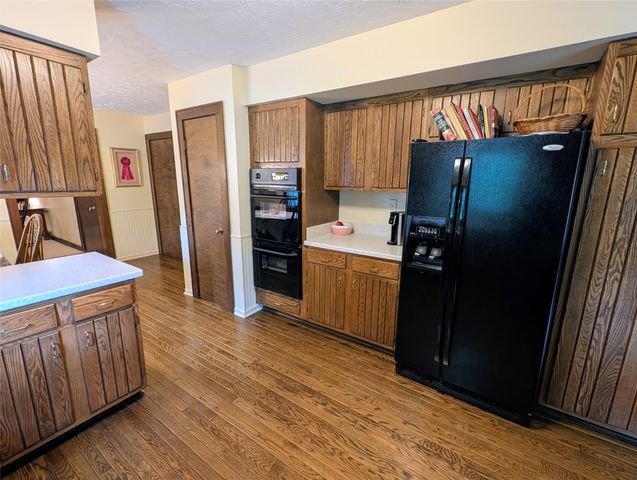 815 ELIZABETH Lane, Erie, PA 16505