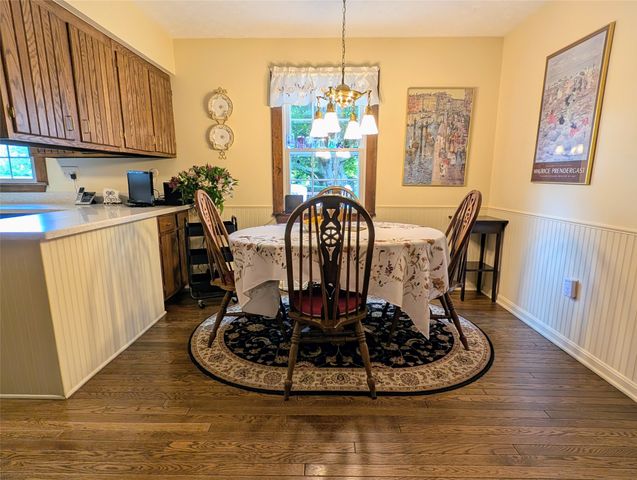 815 ELIZABETH Lane, Erie, PA 16505