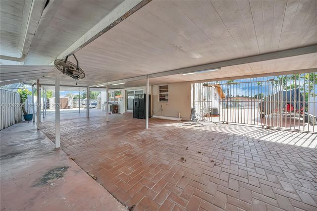 8241 SW 12th Ter, Miami, FL 33144