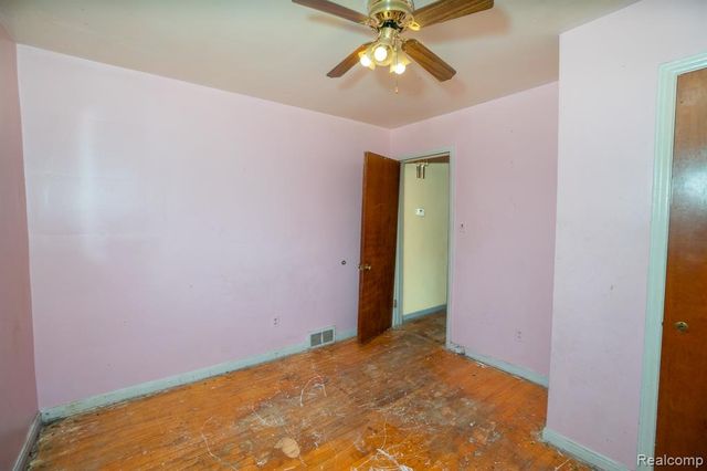 13150 Glenfield Street, Detroit, MI 48213