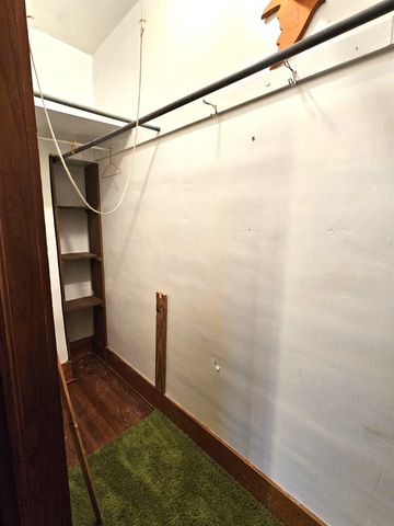 1911 Fuller St, Winfield, KS 67156