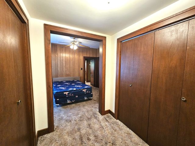 1911 Fuller St, Winfield, KS 67156