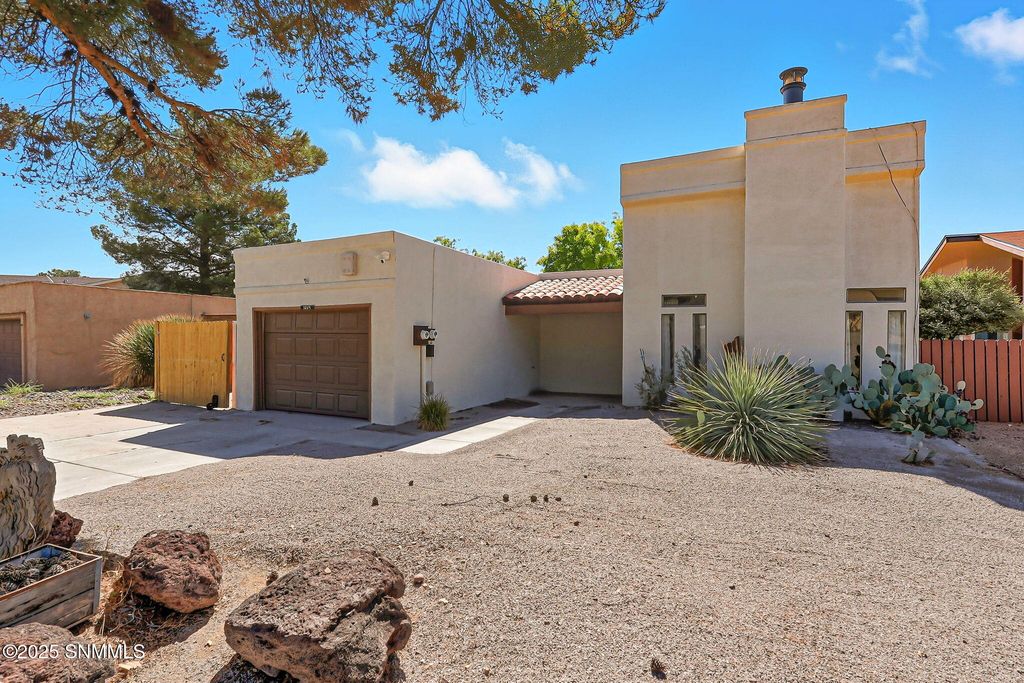 3254 Executive Hills Road, Las Cruces, NM 88011