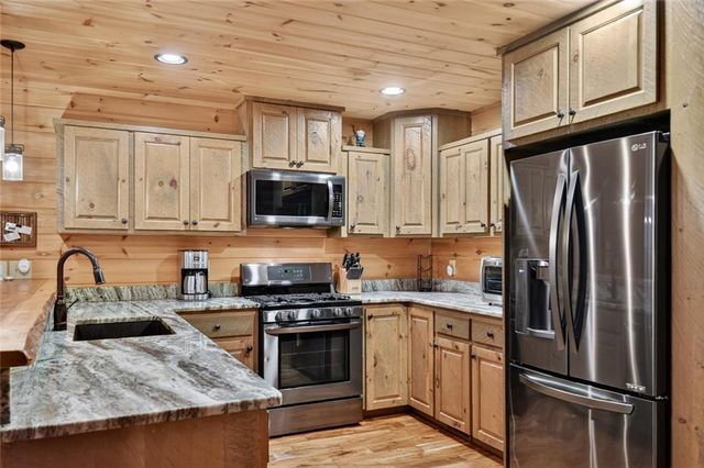 300 Bell Camp Ridge Road, Blue Ridge, GA 30513