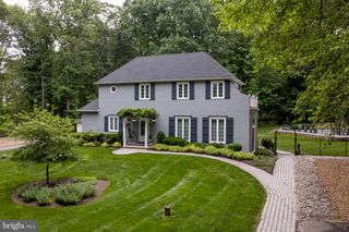 53 RITTENHOUSE RD, Stockton, NJ 08559
