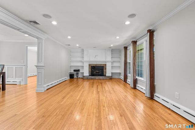 180 Tom Swamp Road, Hamden, CT 06518