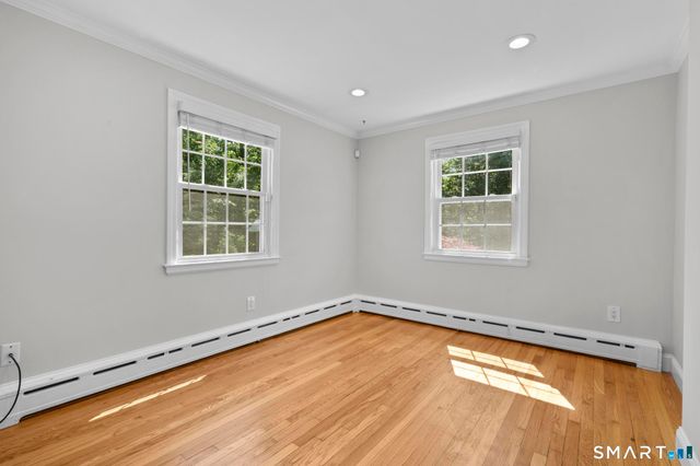 180 Tom Swamp Road, Hamden, CT 06518