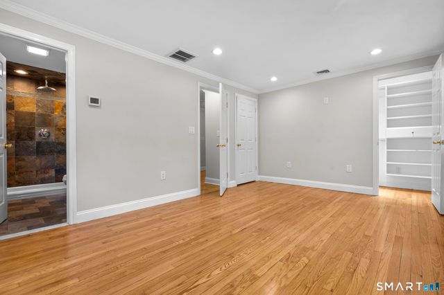 180 Tom Swamp Road, Hamden, CT 06518