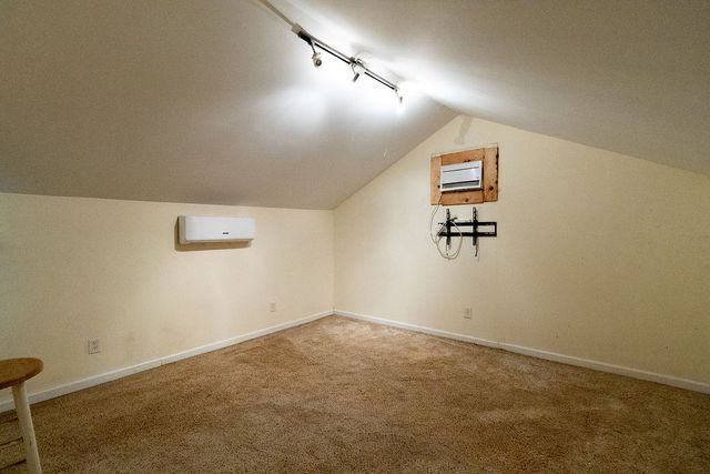 420 High St, Dickson, TN 37055